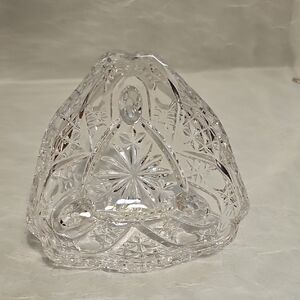 Elegant Clear Crystal Decorative Piece